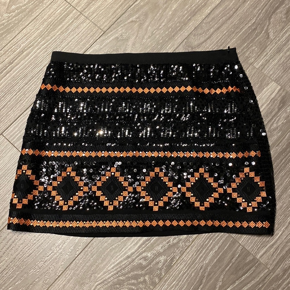 Beaded and sequence mini skirt